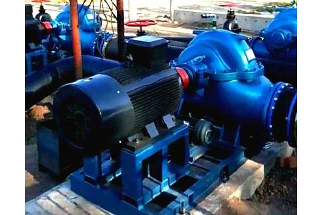 太原浩辰企业合规咨询有限公司3台500mm口径双吸泵沈阳康平卧龙湖正在安装